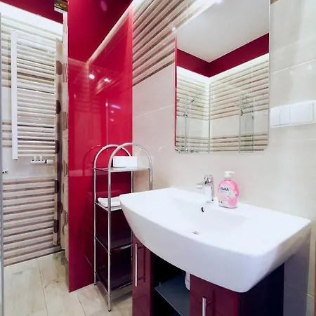 Park Zdrojowy Apartament Rubinowy Sauna Apartament *